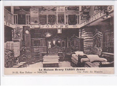 MACON: Das junge Henry Tardy Haus, ein Teil der Läden - sehr guter Zustand