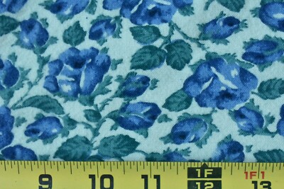29'' Long, Blue & Green Floral on Cream Flannel, Thimbleberries, Comfy Cozy,P8097