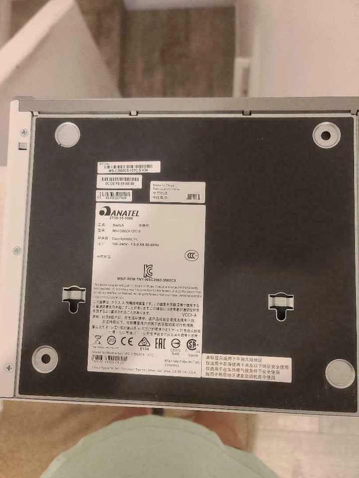 Cisco WS-C3560CX-12TC-S, 12 Port 3560-CX Data IP Base Switch 12 GE - Image 2 of 2