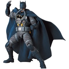 MAFEX No.166 Batman  Hush Batman Stealth Jumper Batman Figure Medicom Toy