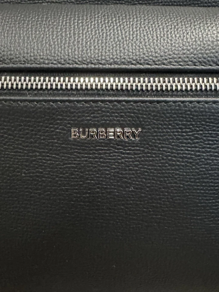 Mochila Burberry Negra Moderna/Jeff TODO Cuero Nueva con Etiquetas $1950 Foto 3 de 4