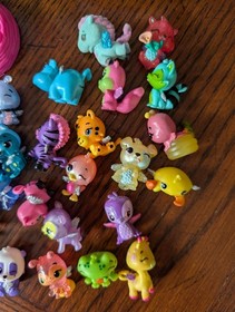 Lot of 32 Hatchimals CollEGGtibles Mixed Animal Figures, 3 Nests & Tin Lunchbox 