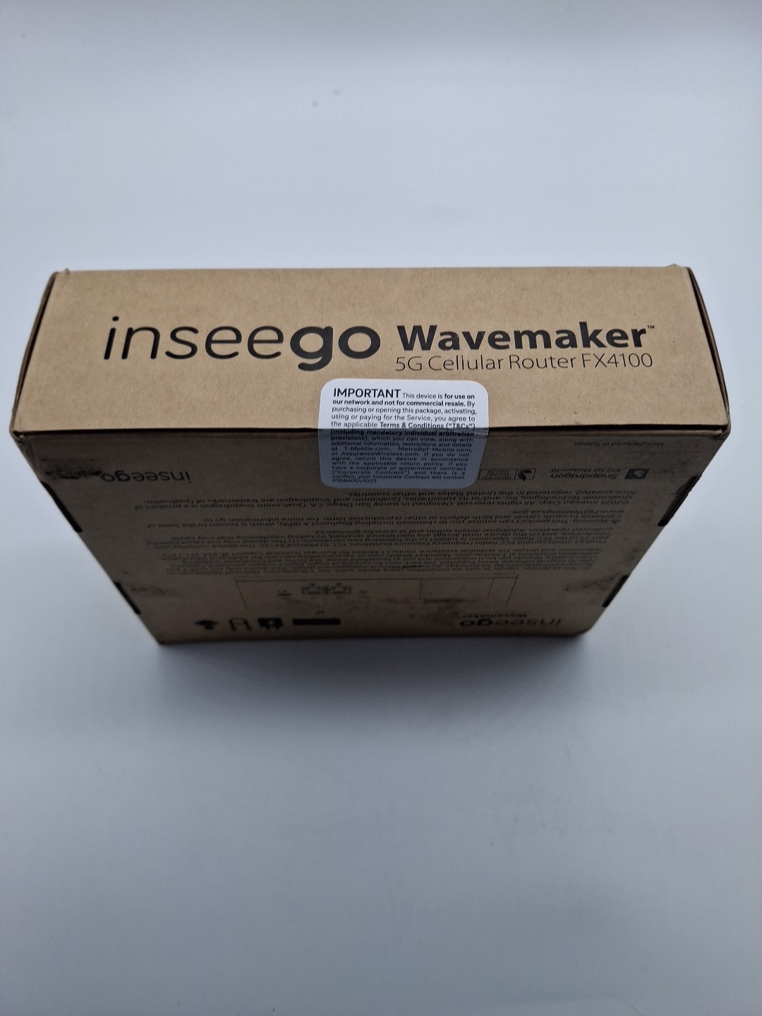 Indoor 5G cellular routers Inseego Wavemaker 5G cellular router FX4100
