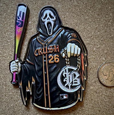 Brewster crush full set of pins, very rare