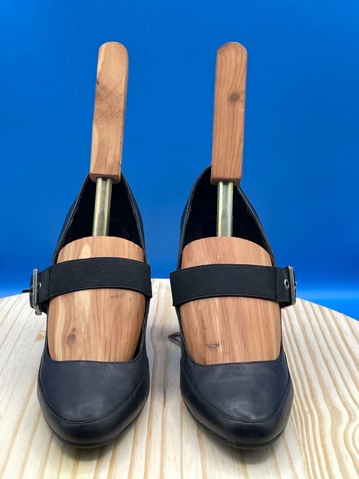 Sandália Feminina Simply Vera Vera Wang Slingback Tamanho 7M Couro Preto 400902026281 - Imagem 2 de 4