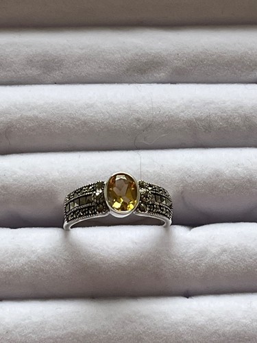 925 STERLING SILVER OVAL CITRINE & MARCASITE RING SIZE 10 vintage 5.9g