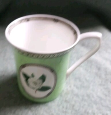 Queens Royal Horticultural Society RHS Applebee Collection Mug Cup