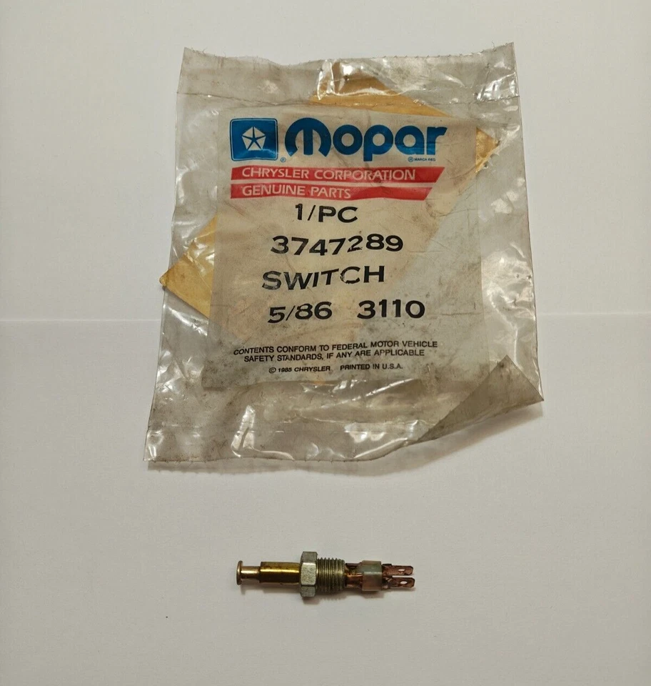 Interruptor de pilar de puerta Dodge Plymouth Chrysler New Yorker 1977-1987 3747289 nuevo en stock Foto 4 de 4