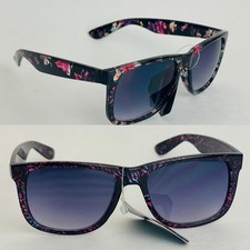 2 Trend Classic Womens Sunglasses, 100 UVA-UVB Protection, Floral Pink Black