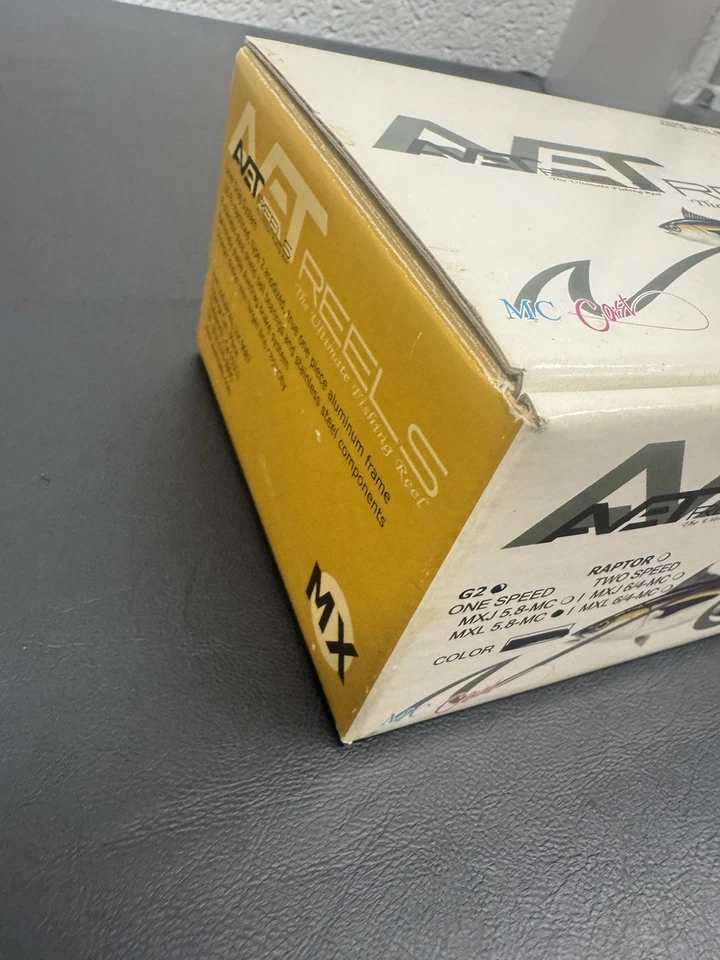 Avet Mxl 5.8 Fishing Reel  - Image 4 of 4