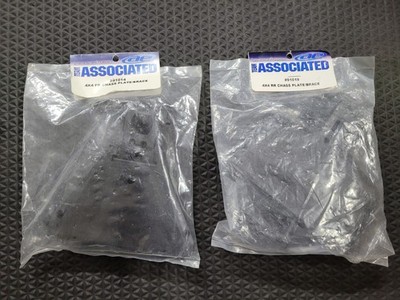 Front & Rear Chassis Sets For The Team Associated SC10 4x4 New