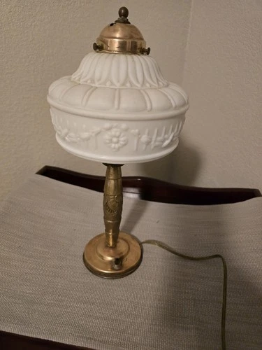 Vintage Ornate Victorian Boudoir Lamp Frosted Milk Glass Shade Bureau Light