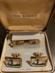 VTG VAN GUARD GOLF CUFF LINKS AND TIE BAR  IN ORIGINAL BOX