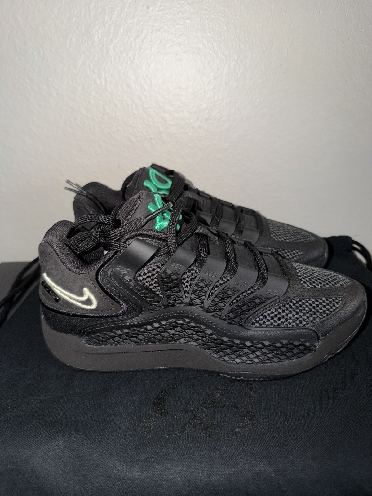 Nike KD 18 Black Label Pack Limited  1 of 1988 IB3874-001 Mens 5.5 = Women's 7 thumbnail 7