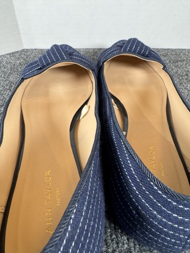 Ann Taylor Factory Navy Pinstripes Pointed Toe Shoes Flats Size 7.5 M - Picture 5 of 10