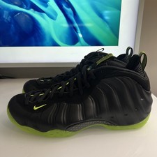 Nike Air Foamposite One Black Volt for Sale | Authenticity