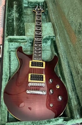 Modell Charvel Questar Deluxe Ace Shimizu
