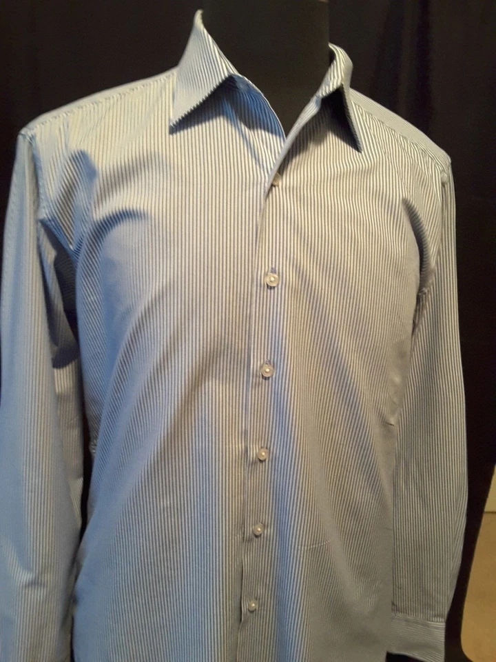  Alfani, etiqueta roja, hombre reserva, talla 16, 34-35, azul, rayas blancas, cuello abierto. Foto 3 de 4