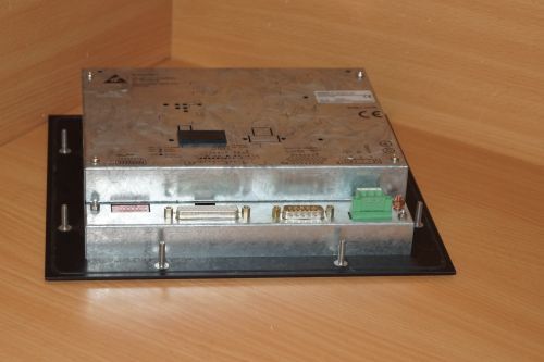 Pantalla terminal de operador OMRON NT15S-SF121B-E - Imagen 3 de 4