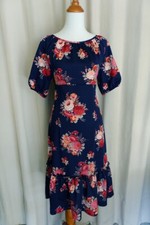VINTAGE RETRO FLARED DRESS w/ RUFFLES, FLORAL PRINT- BlACK M