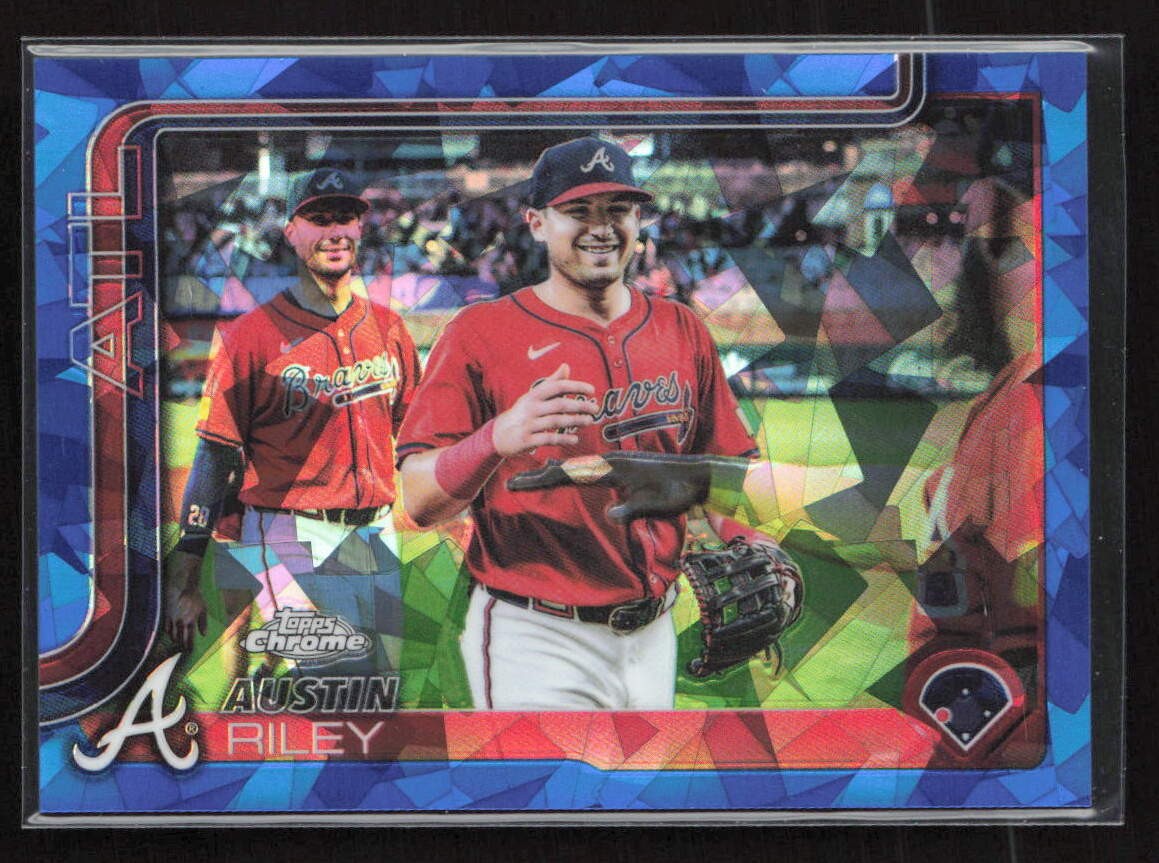 2025 Topps Chrome Sapphire #206 Austin Riley Image Variation Refractor SP