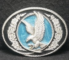 XA01114 NOS VINTAGE 1990s  EAGLE FLYING BIRD ARTWORK MENS PEWTER BELT BUCKLE
