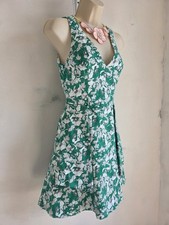 Zara Trafaluc Green & White Floral Skater Dress - V-Neck Mini Dress - Size XS
