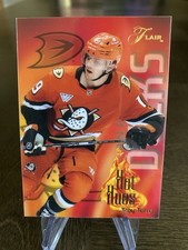 2025-26 Upper Deck Flair Hockey Troy Terry #1 Hot Hues Insert Anaheim Ducks