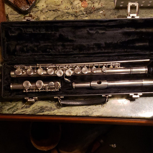 Gemeinhardt 2SP Top Student Flute Reconditioned Ready to Play Plays Great R47916 - Picture 3 of 6