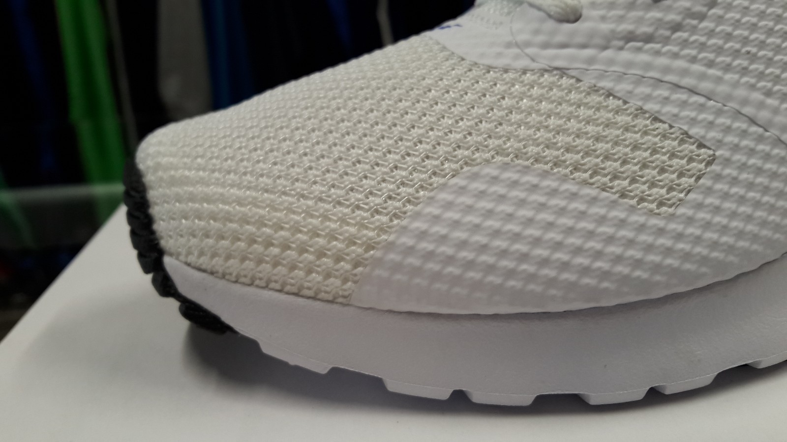 CHAUSSURE HOMME MAX NIKE AIR MAX HOMME TAVAS code 705149-104 c93621 CHAUSSURE HOMME MAX NIKE AIR MAX HOMME TAVAS code 705149-104 c93621