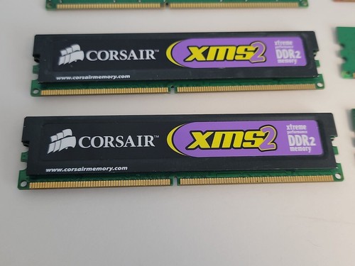 Corsair XMS2 DDR2 Xtreme Performance CM2X1024-6400C4 2.10v ver2.1 800MHz 1024MB - Picture 8 of 8