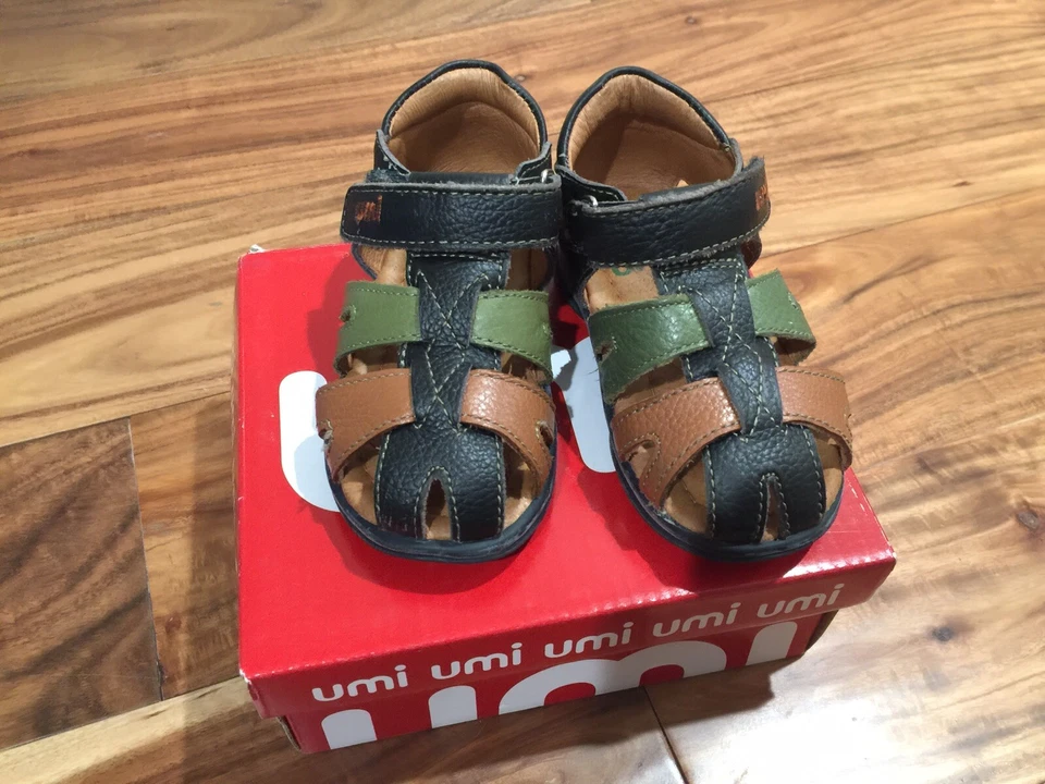 UMI BOYS SANDALS BROWN BLUE GREEN SIZE 6.5 URCHIN DARK NAVY MULTI EEUC - Image 2 of 3
