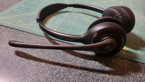 Plantronics SAVI W720 WO2 Wireless Headset w/ Base DECT 6.0 active noise cancel - Picture 7 of 8