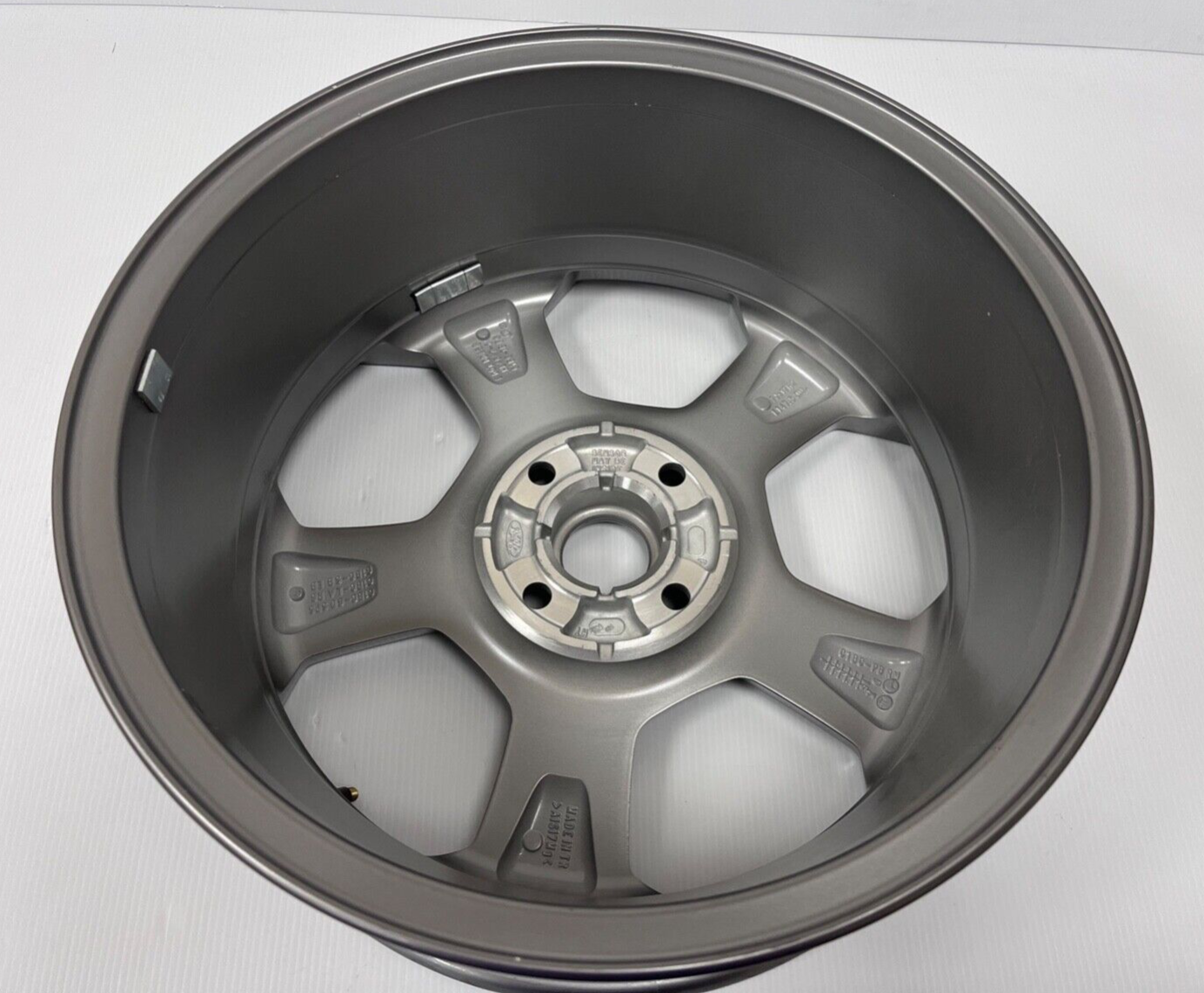 Ford 1848178 MK7 St 17 Inch Alloy Wheel Redo Centre Cap for Fiesta 