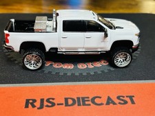 GREENLIGHT/Smallcar  Chevrolet Silverado 1:64 Diecast Custom