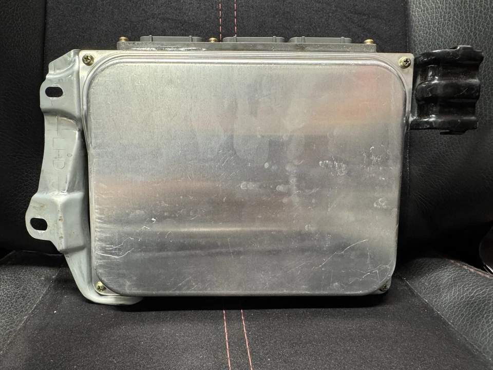 1996-1998 Toyota Supra MKIV US JZA80 2JZ-GE N/A A/T OEM ECU Computer 89661-14751 Foto 3 de 3