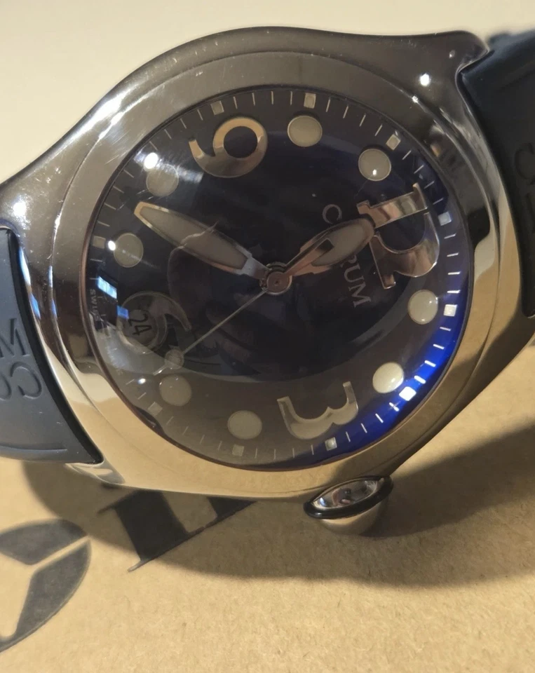 Orologio uomo Corum Boutique Bubble 45mm quarzo blu Taglia grande da Uomo Ottimo - Immagine 3 di 4