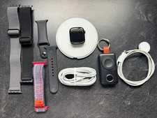 Apple Watch Series 10 42mm GPS Cellular Jet B...