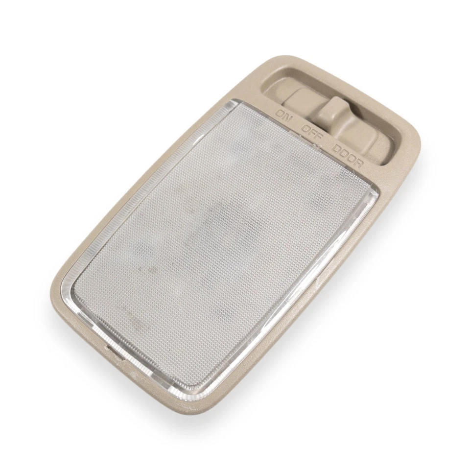 Luz de mapa de techo cúpula central trasera superior Toyota y Lexus *VERSIÓN ENCHUFE INVERSO* Foto 4 de 4