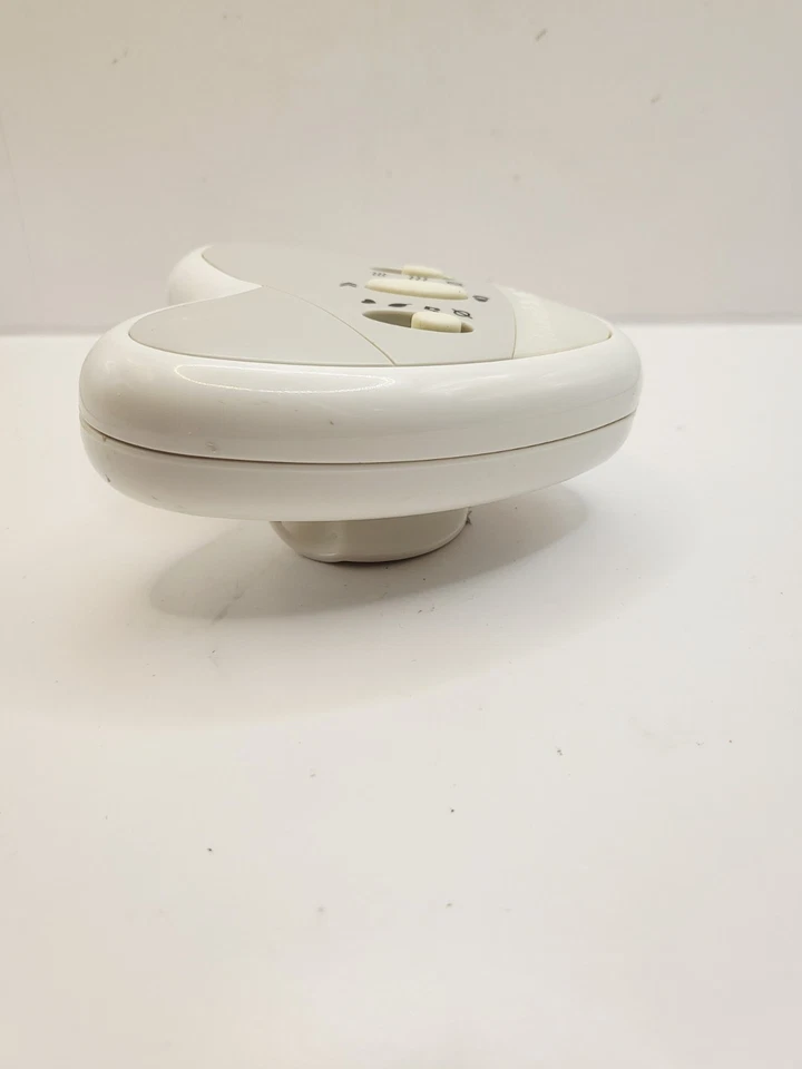 Cápsula portátil con sonido vibratorio SwaddleMe de Ingenuity Lullaby Nature Light Foto 4 de 4