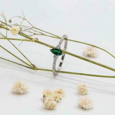 0.80Ct Marquise Cut Simulated Green Emerald Wedding Ring 14K White Gold Plated