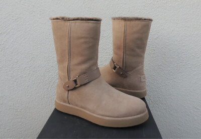 UGG AMPHORA CLASSIC BERGE SHORT SUEDE/ SHEEPSKIN BOOTS, WOMEN US 7.5/ EUR 38.5
