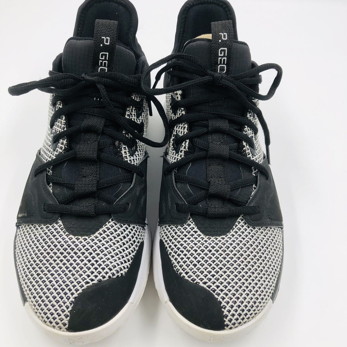 Nike Paul George 3 Basketball Shoes Men's Size 8 Black/White Nike Paul George 3 Basketball Shoes Men's Size 8 Black/White