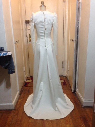 White Satin Vintage Style Fitted Maxi Wedding Dress Costume Gown Sz XS Halloween - Picture 8 of 9