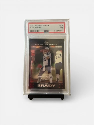 2007 Topps Chrome Tom Brady Refractor  #TC6 PSA 7 Patriots CENTERED