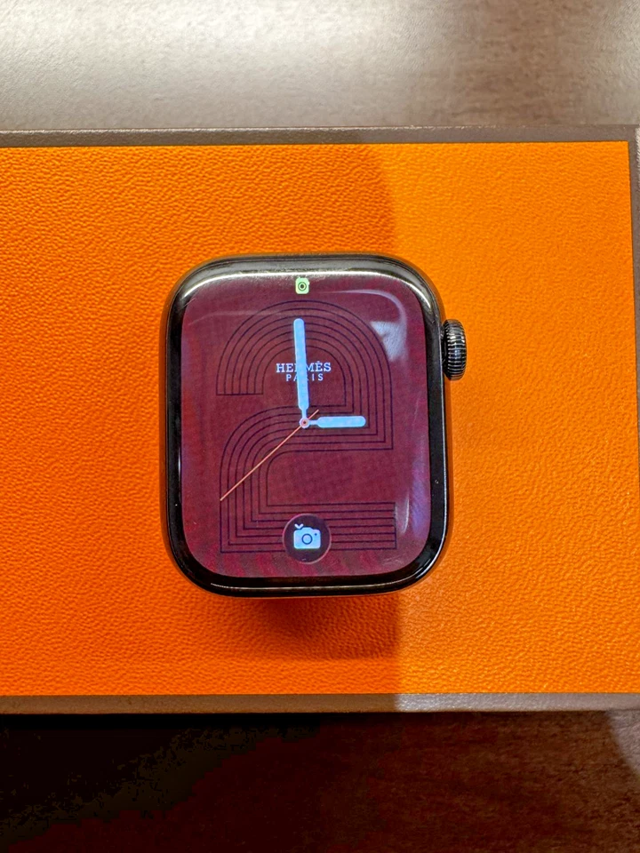 Apple Watch Hermès Series 7 - 41 mm aço inoxidável. - Imagem 4 de 4