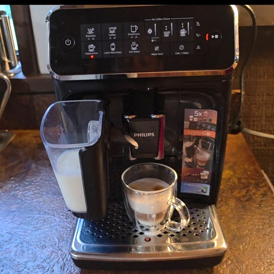 Philips 3200 LatteGo Superautomatic Espresso Cappuccino Latte Machine Tested