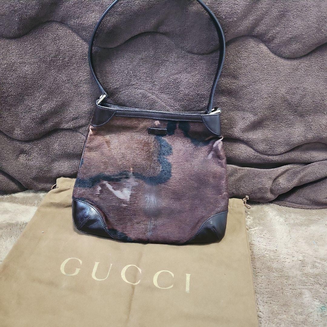 Vintage Gucci Cowhide Shoulder Bag 13x11 Inches with 22-Inch Strap  
