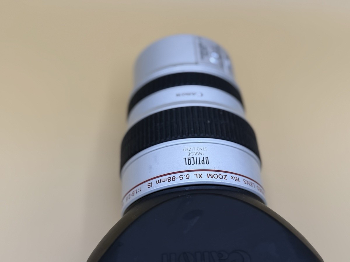 Canon Video Lens 16x Zoom XL 5.5-88mm F/1.6-2.6 II IS (3160A002