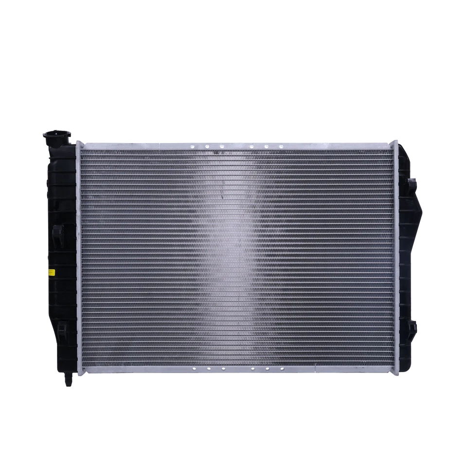 Radiator for Chevrolet Camaro Pontiac Firebird 1998 1999 CU2365 Foto 4 de 4